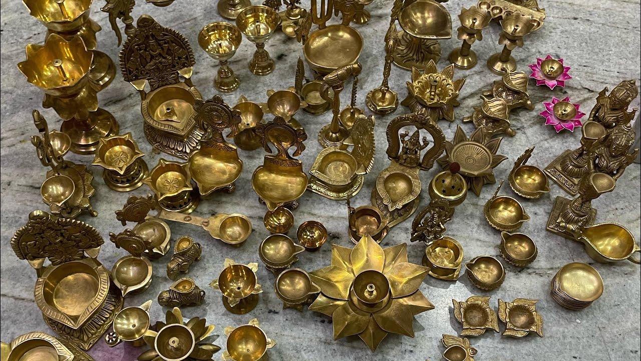 నా దగ్గర ఉన్న దీపం కుందులు😱నిత్యం పూజల్లో ఉపయోగించే దీపాలు//my brass collection