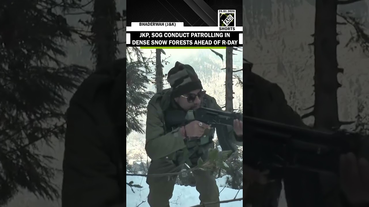 JKP and SOG patrol snow-bound Bhaderwah forests ahead of Republic Day amid extreme cold