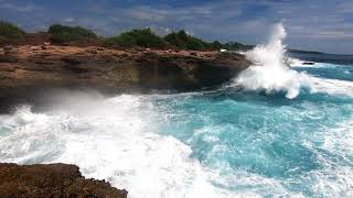 Nusa Lembogan pasifik dalgaları