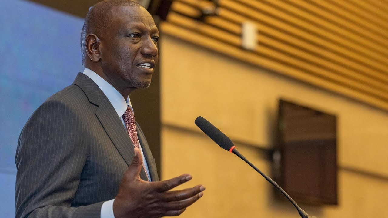 SEE HOW PRESIDENT RUTO ARRIVED & DELIVERED POWERFUL SPEECH INFRONT OF ...