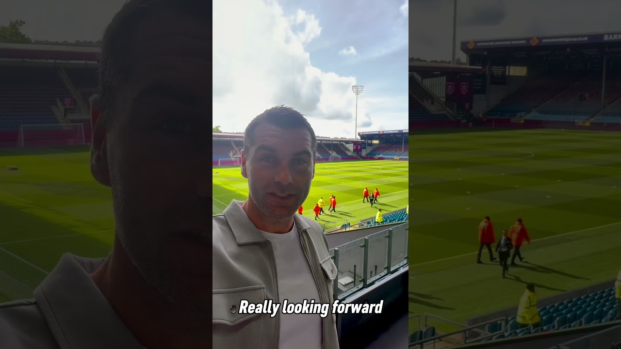 Sam Vokes with a message for you 📲 #burnleyfc #football #efl