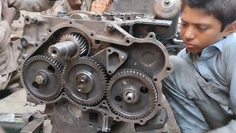 Expert Mechanic Amazingly Adjusting ISUZU 6BG1 Engine Cam Gear and Timing Gear | Truck Care TV