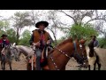 LUCIO CANTA COPLAS A CABALLO