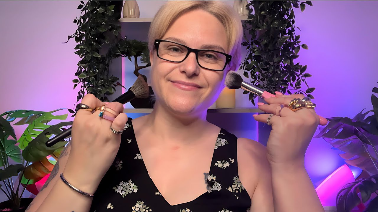 ASMR Fast & Aggressive Makeup