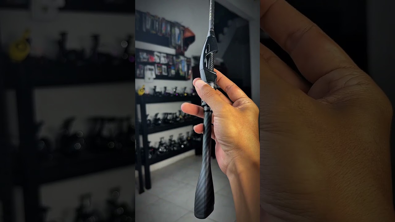 Joran ultralight yang kuat buat tarik babon. Joran ul aquapro facing the wind, solid carbon.