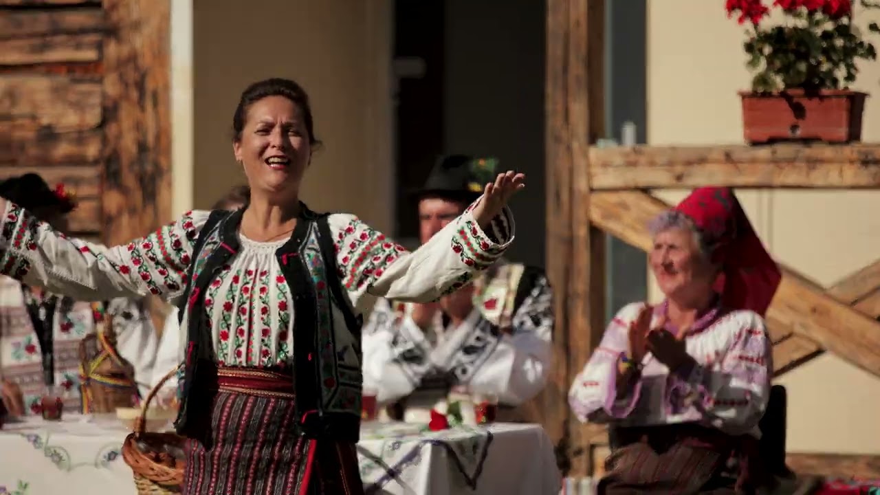 ANA ALINA MUNCILA - la Festivalul de folclor Miorița 2025, din Asău- jud. Bacău (14)