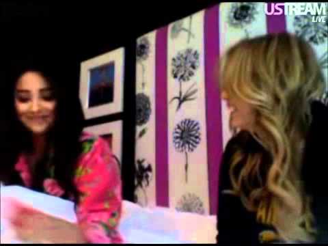 Live chat with Shay Mitchell & Ashley Benson Part ...