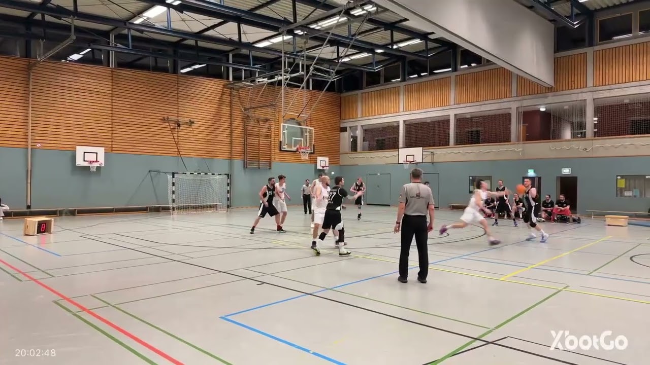 Bad Oeynhausen Baskets 2 gegen  Gütersloher TV 4