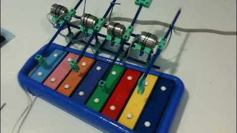 Theremin controlling xylophone - AKA ThereXylomin