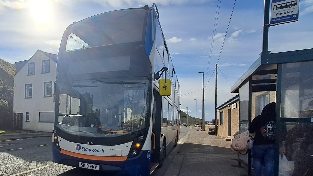 SK19 EKV Doing service 35 to aberdeen. (stopping at the harbour in Macduff)