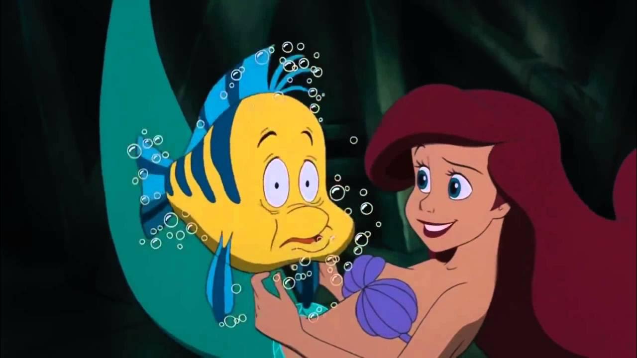 Друг ариэль флаундер. Ариэль и флаундер. Рыбка ариэль. Ариэль и флаундер. Ариэль и рыбка флаундер.