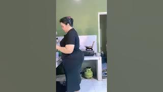 Pesona Tante memasak sayuran BoCK0n9 bRuT4L ❗