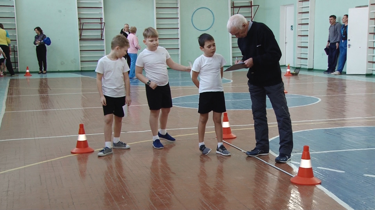 Спортивные первоклассники. Нормы ГТО школьники. Фото ГТО первоклашек. ГТО копейчане. Что сдают первоклассники на ГТО.