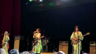 251111 QWER - 눈물참기 (Rockation in Fort Worth)