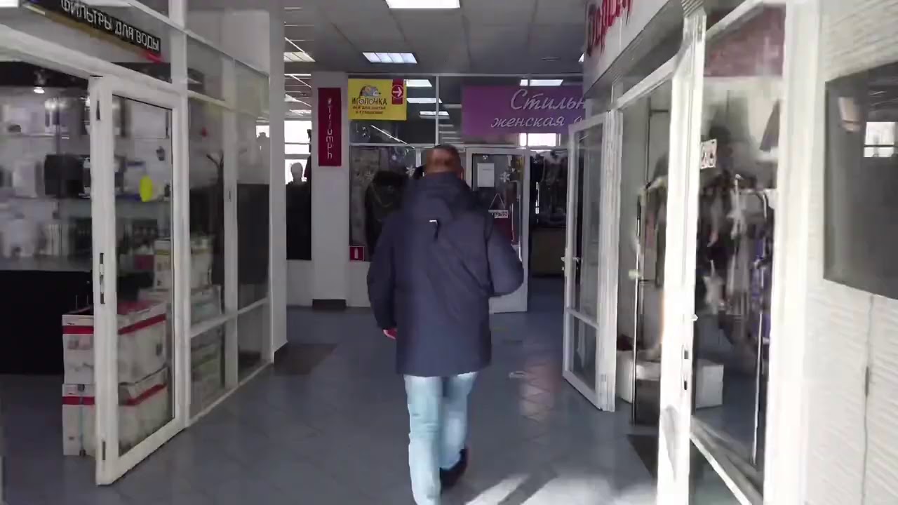 Ремонт ноутбуков, телефонов, и компьютеров в ТЦ Ампурия - YouTube