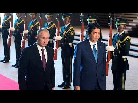 Vídeo: Putin E Shinzo Abe Conseguirão Chegar A Um Acordo Sobre As Ilhas Curilas