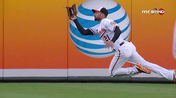 Markakis makes an outstanding diving catch