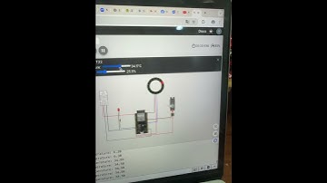 使用AI 輔助助理，協助你完成Wokwi模擬器 ESP32模組。