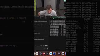 Kubernetes Container Replacement: Seamless Rollouts in Action! #shorts