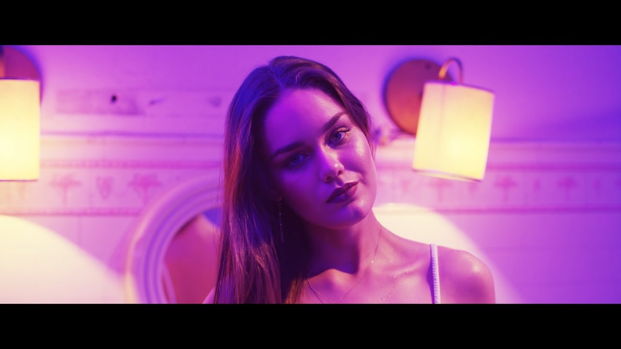 Mira Chapa C - Late Por Ti (Official Video) en YouTube Mira Chapa C - Late Por Ti (Official Video) en YouTube