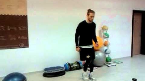 Lateral jumps w 90 degree rotation