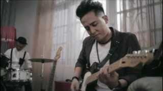 CLAVIA BAND - SEMUA KARENA CINTA. HD.mpg