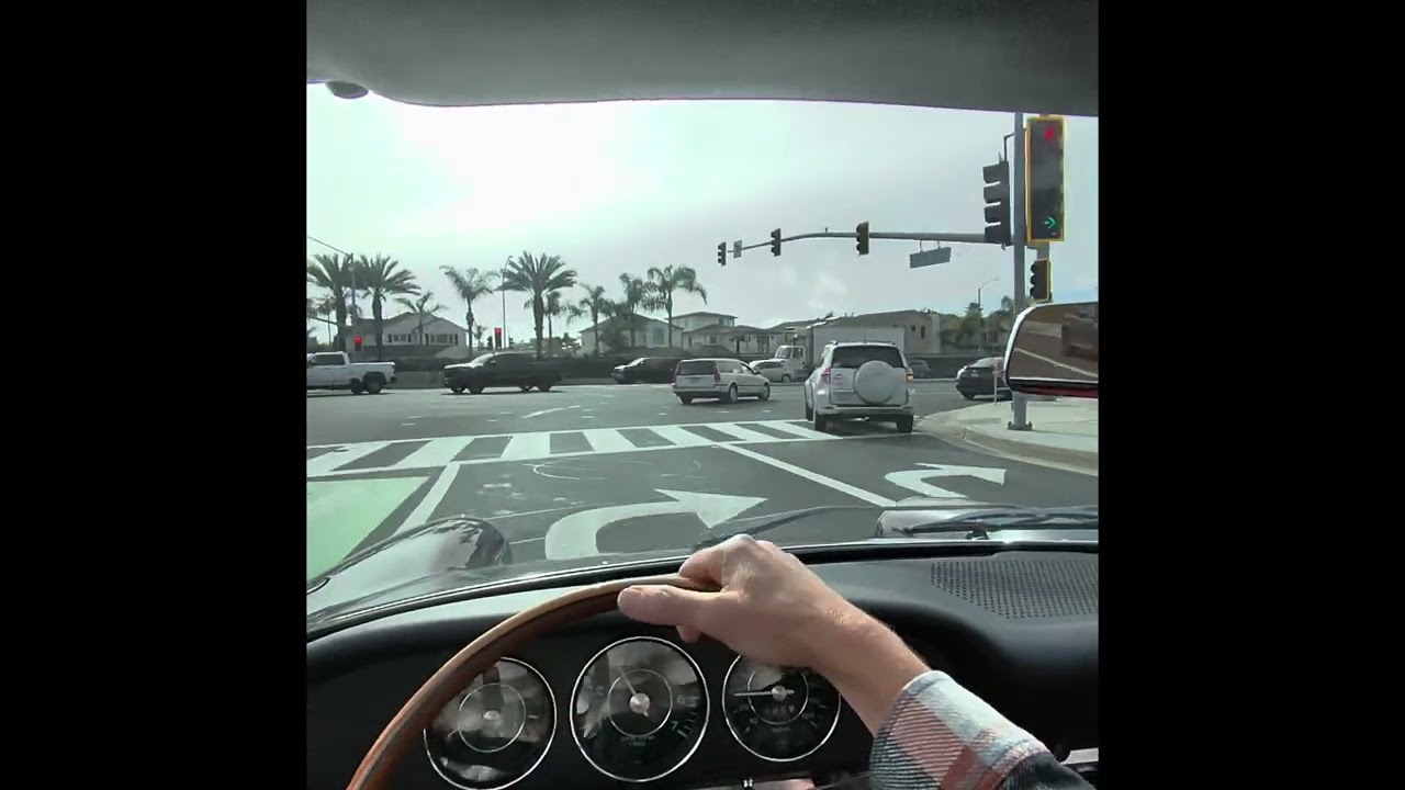 1966 Porsche 912 Coupe - Aga Blue/Red