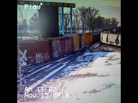 Csx train in deshler Ohio cold morning snow with vhs test - YouTube