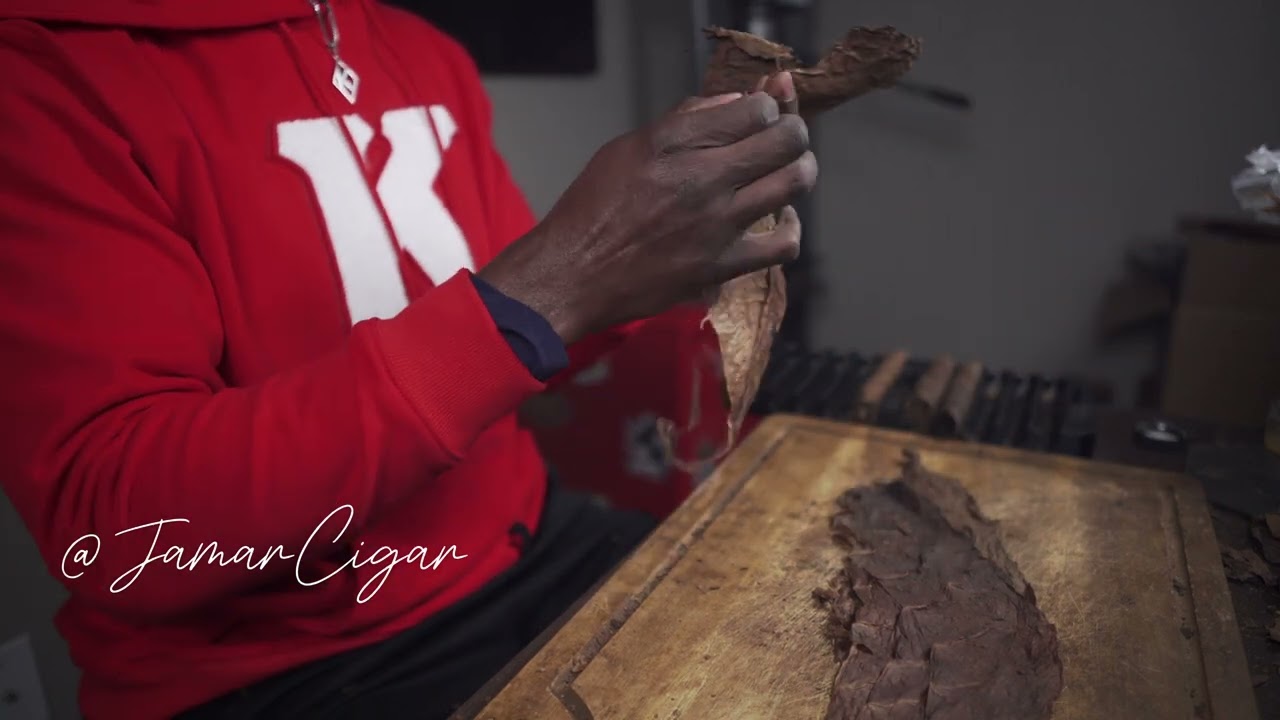 Cigar Rolling w/ @JamarCigar !