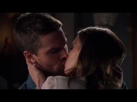 Oliver and Laurel Kiss - Damaged 1x05 [HD]