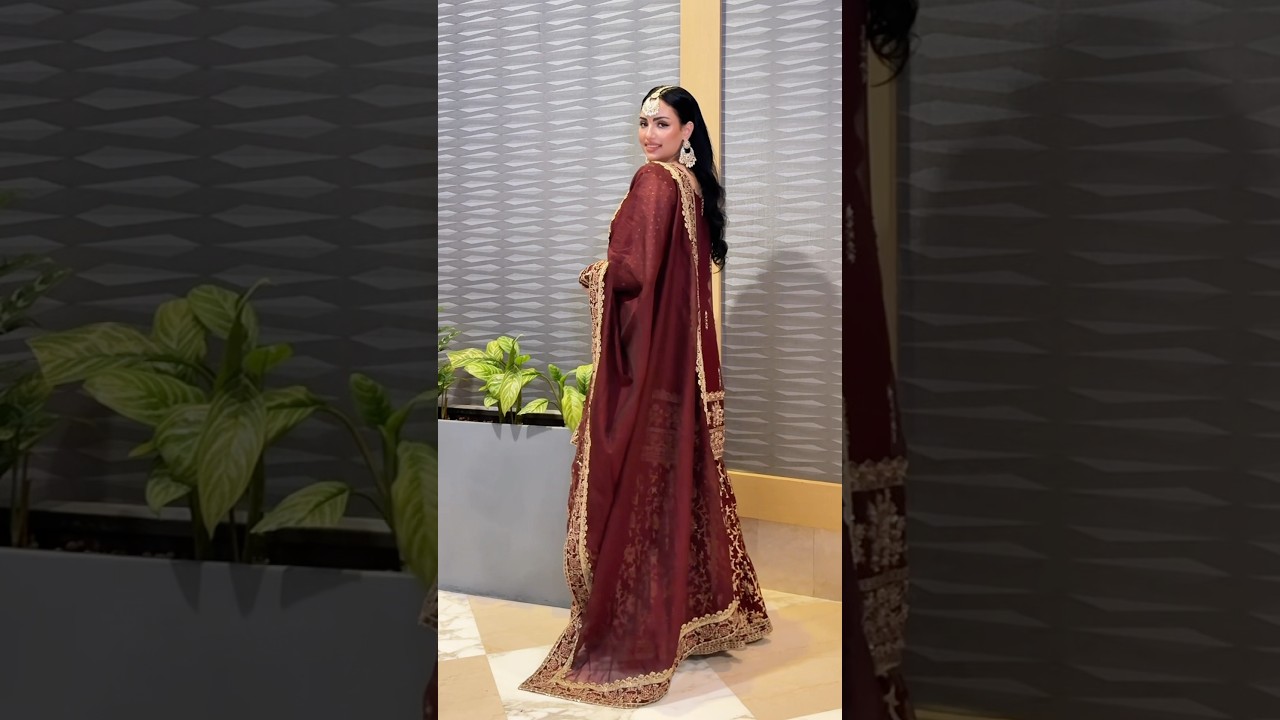 This beautiful dress is from Shaposh.❤️