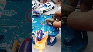 Lightning McQueen Tow Mater Dinoco Toy Cars #toys #cars #mcqueen #pixarcars #disneycars #hotwheels