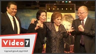 بالفيديو.. كوميديا عايدة عبد العزيز ورجاء حسين فى حضور وزير ...