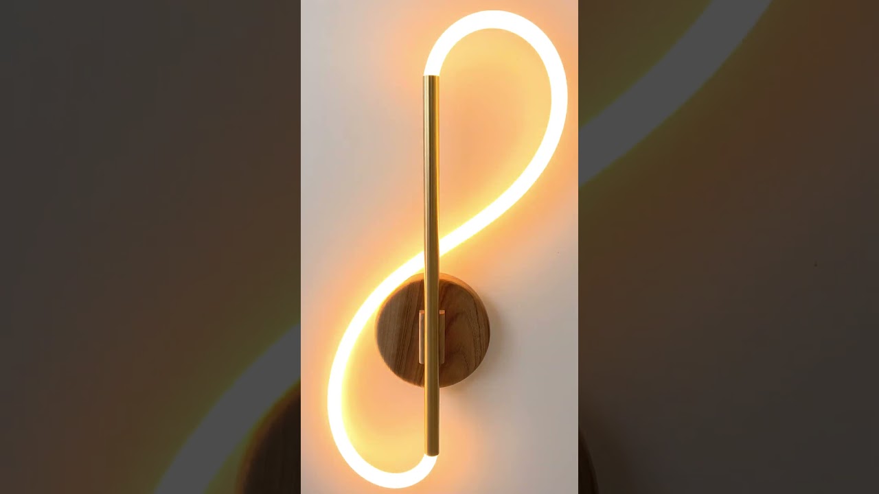 Stunning Wooden Wall Lamp: Elevate Your Space with Style!