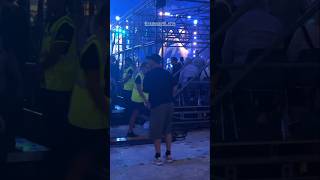 EROS RAMAZZOTTI balla al concerto di Bruce Springsteen