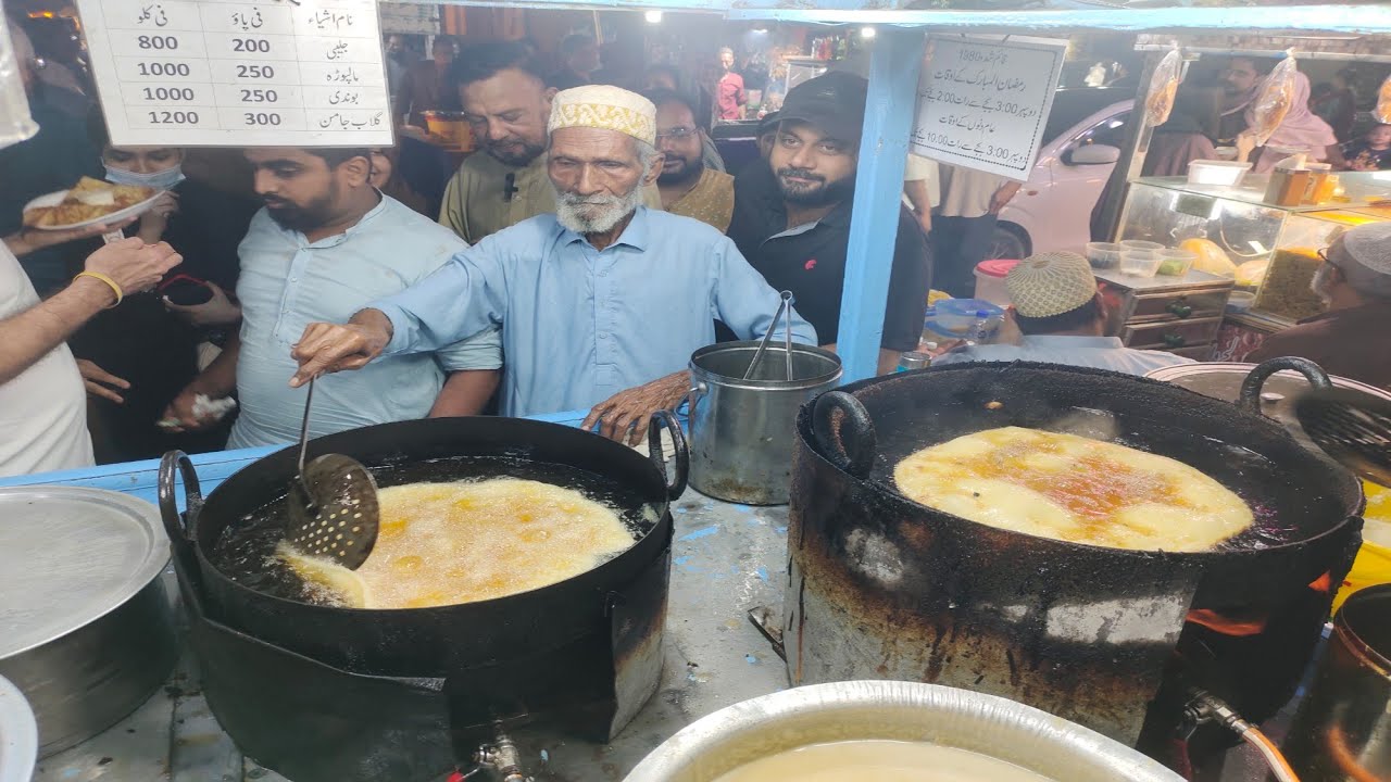 Egg Malpua Making | Bohra Street Food Karachi 🇵🇰 | Malpura Recipe | Wahjoc Food 