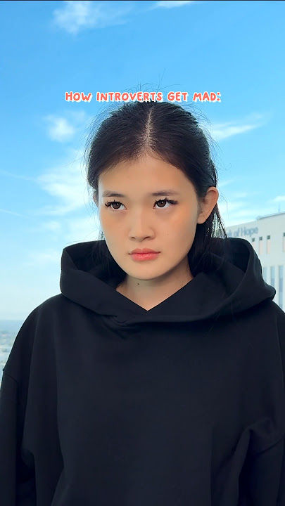 Are you an extrovert or an introvert? #kikakim