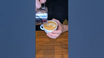 Coffee with signature! (Latte art names)