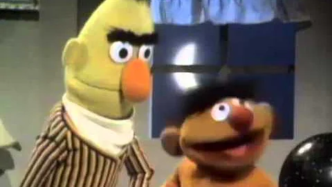 Classic Sesame Street   Ernie And Bert Bowling Bowl