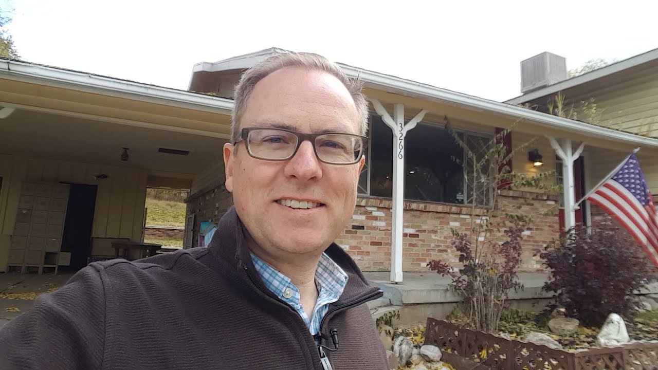 How to Choose the Best Property Managers - YouTube