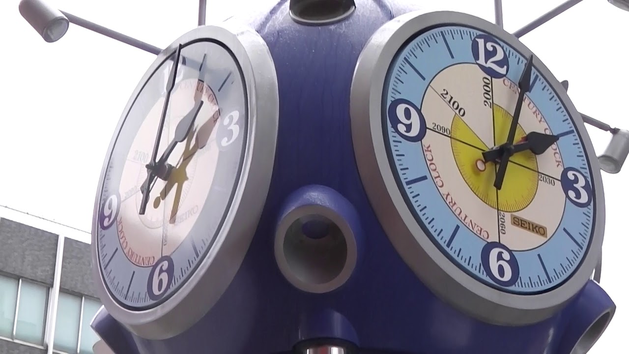 福井市　100年時計　故障中