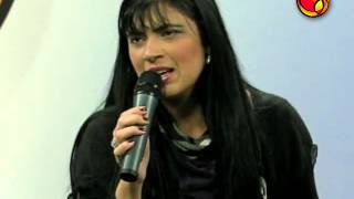 Fernanda Brum canta &quot;Quebrantado Coração&quot;