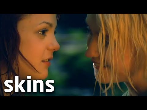 Naomi and Emily Make Out By The Lake | Skins