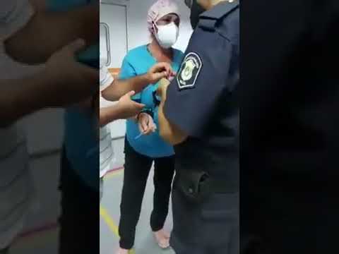 Una enfermera del UPA Longchamps terminó esposada tras confuso episodio con la Policia