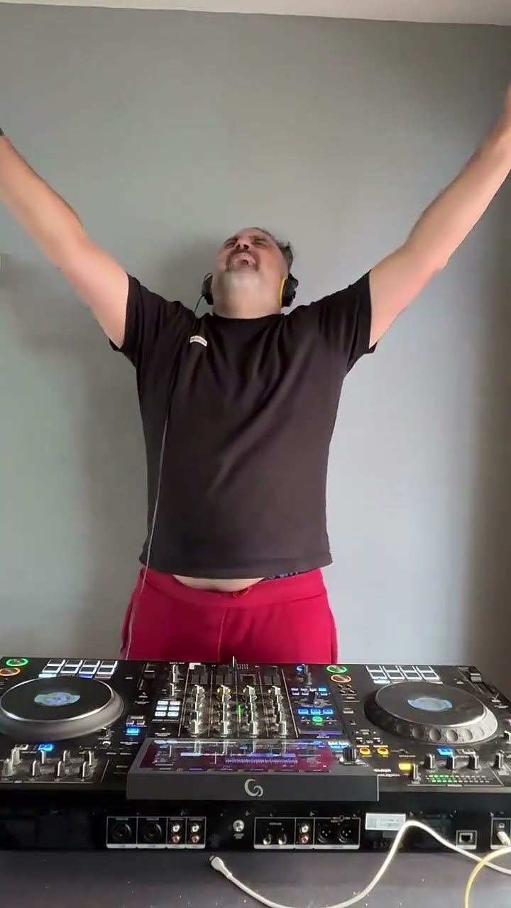 Oh think twice #dj #housemusic #classicdancemusic - YouTube