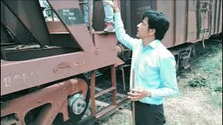 BOBYN WAGON DOOR OPERATING MECHANISM