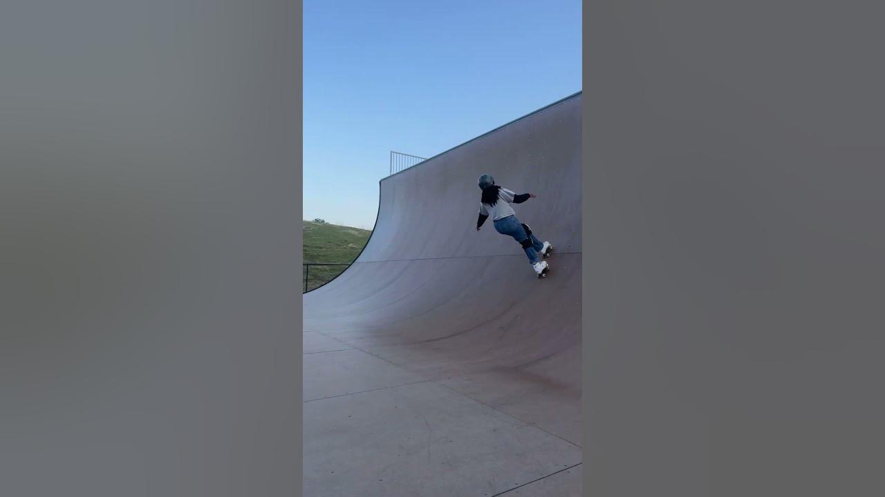 Roller skating halfpipe with a 360 to toe stops YouTube
