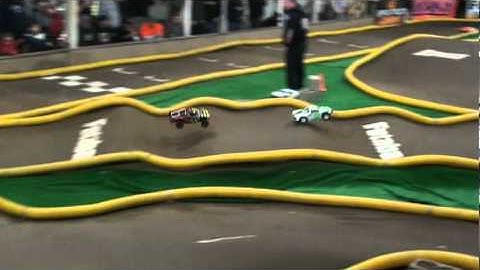 2011 Short Course Showdown Mod 2wd C-Main Battle for Bump up