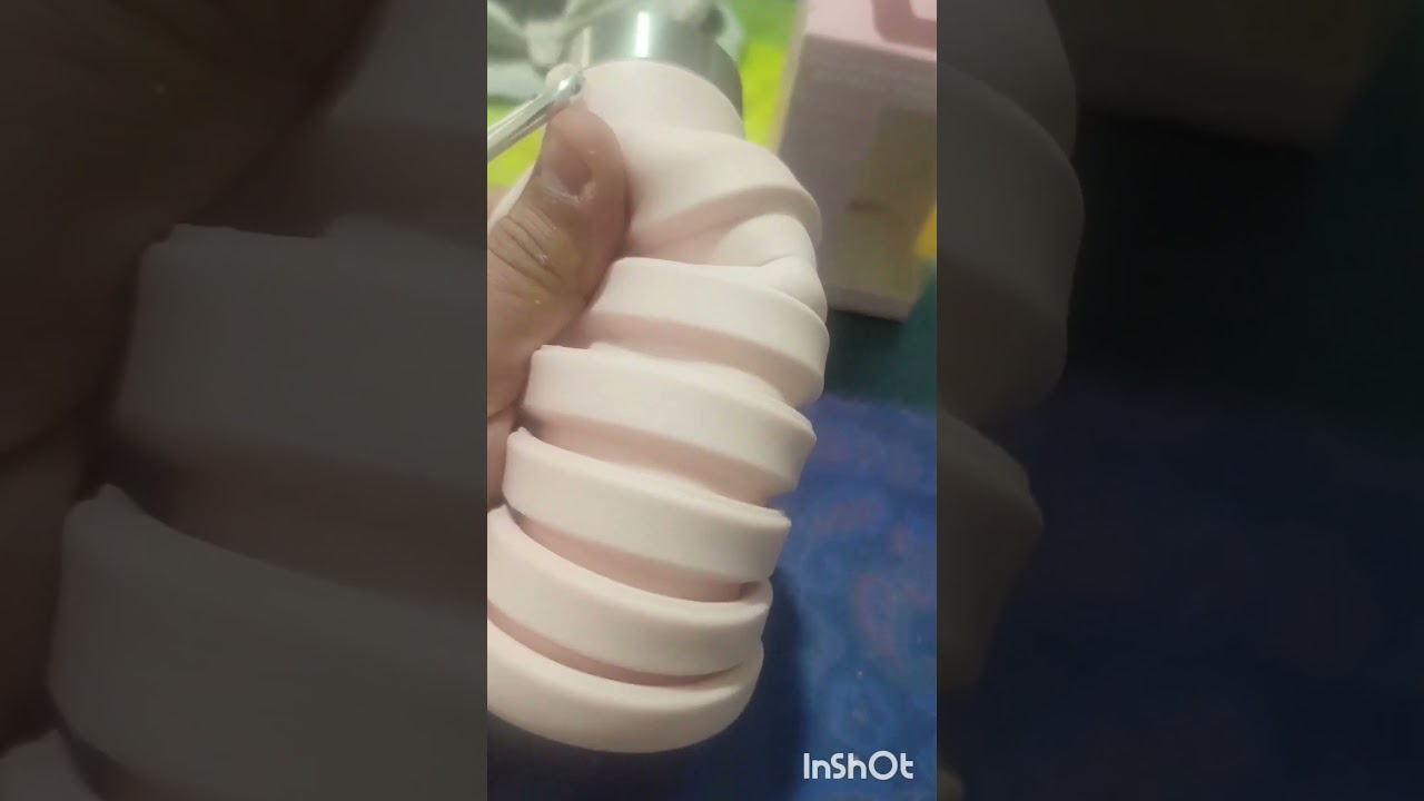 REVIEW Water Bottle, 27ozReuseable BPA Free Silicone Foldable Portable Leak Proof Sports WaterBottle