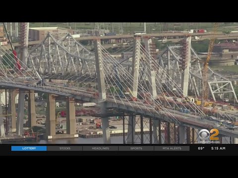 Video: Nabíjí se goethalský most oběma směry?